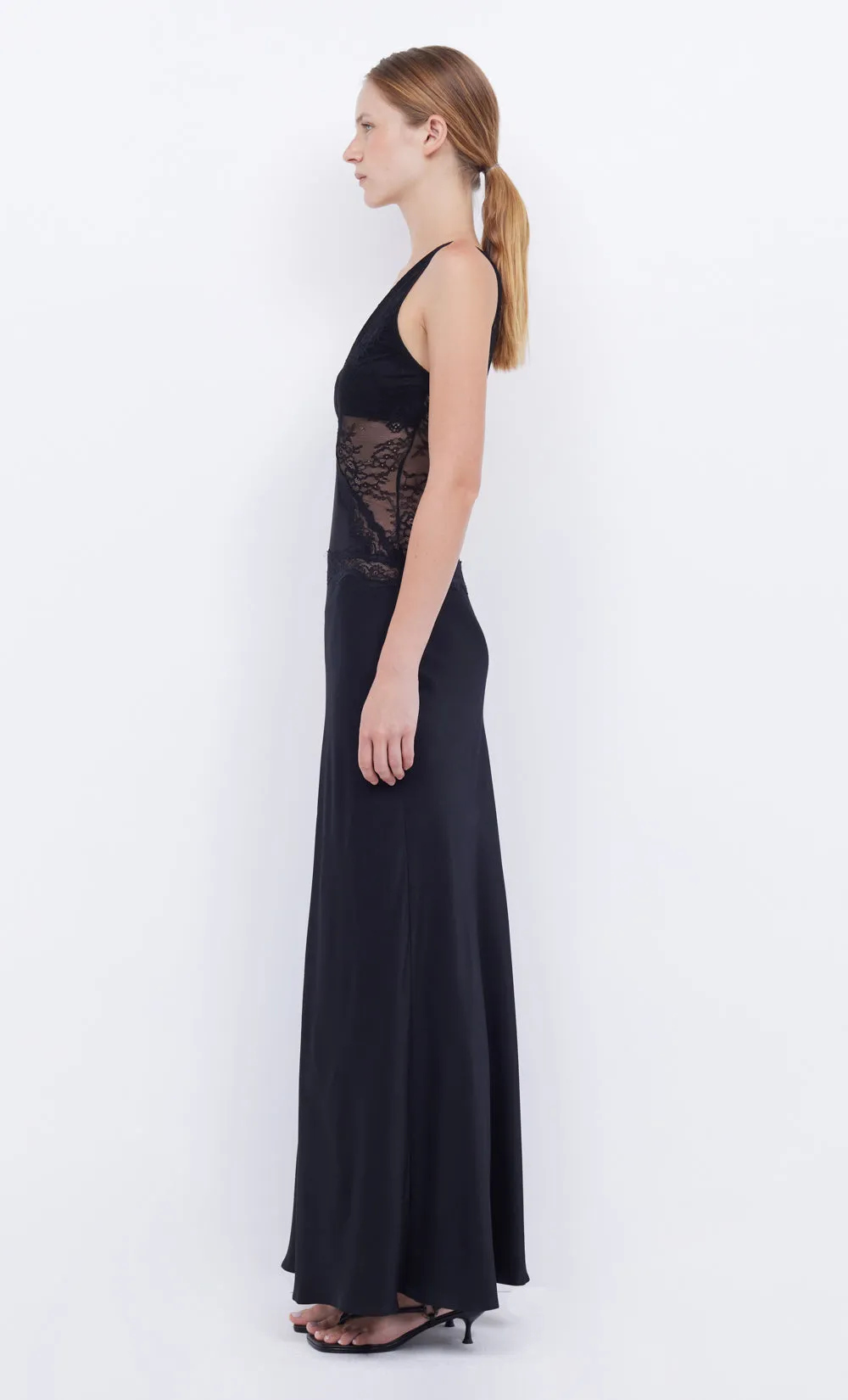 ABRIELLE LACE MAXI DRESS - BLACK/BLACK