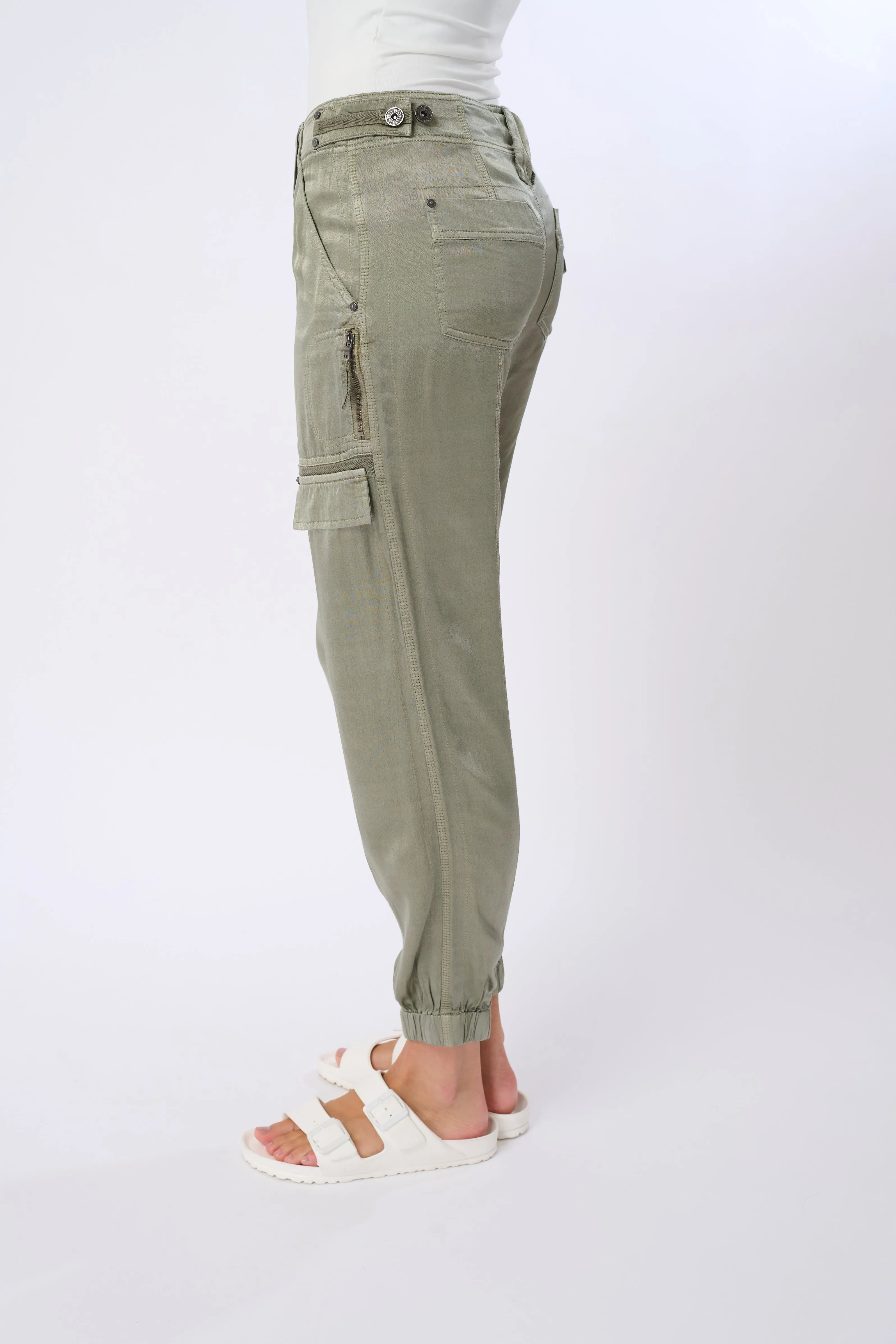 Axel Viscose Satin Jogger