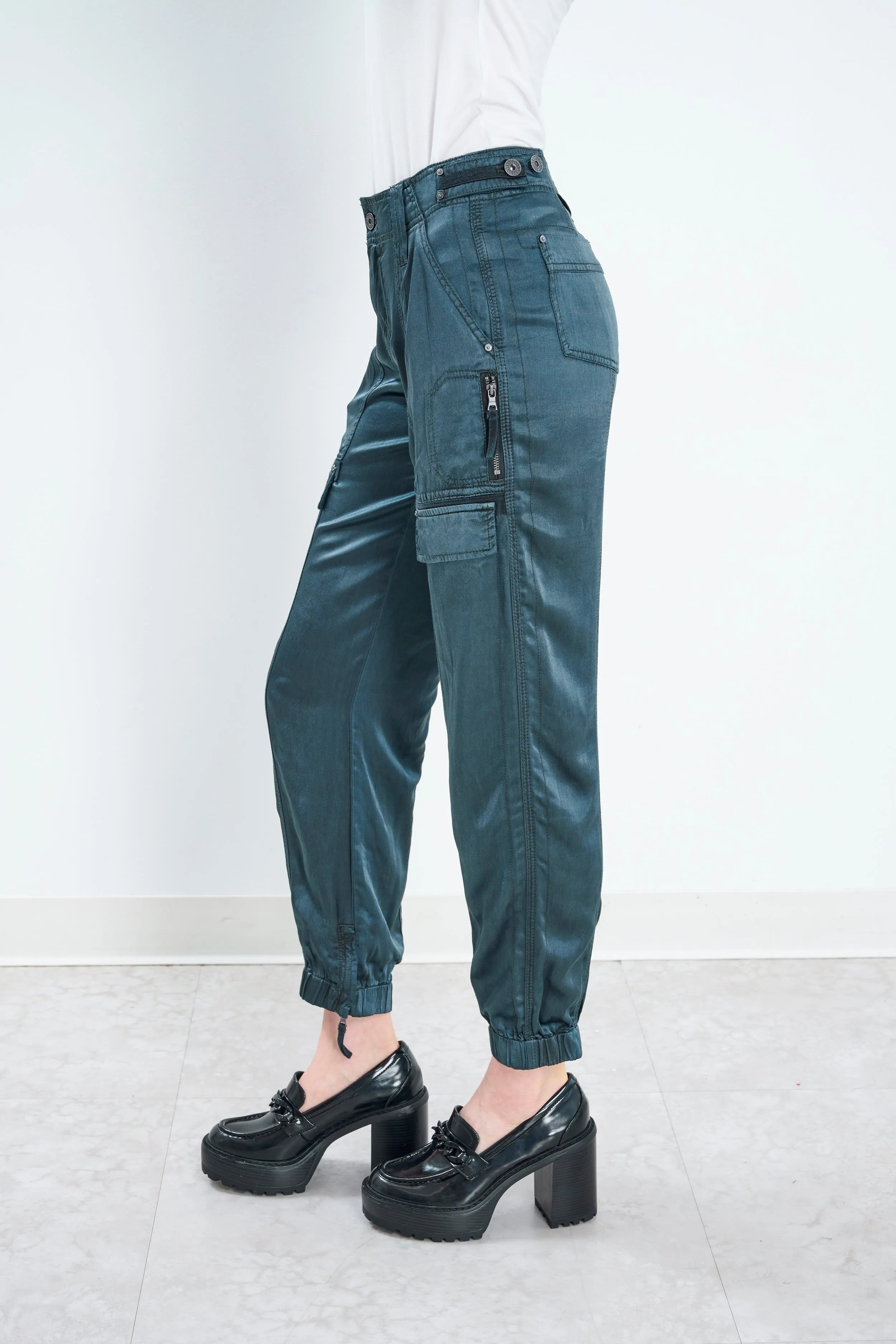 Axel Viscose Satin Jogger