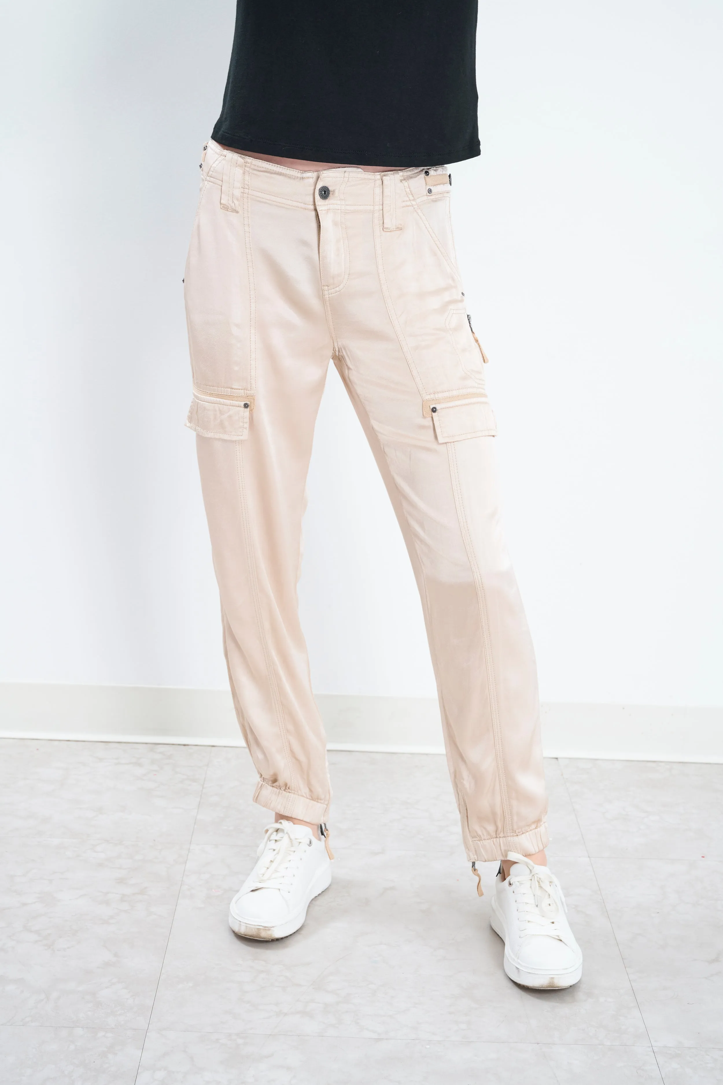 Axel Viscose Satin Jogger