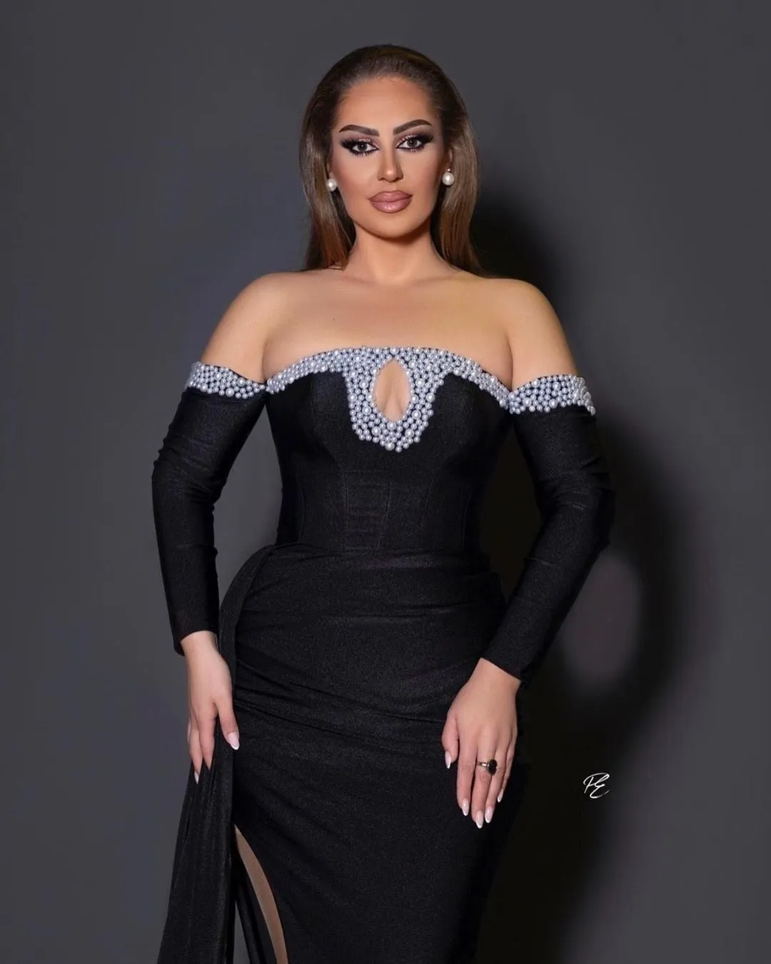 Black Long Sleeves Mermaid Off the Shoulder Satin Beads Formal Prom Dresses with Slit