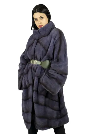 Coat in mink Purple Over Size model