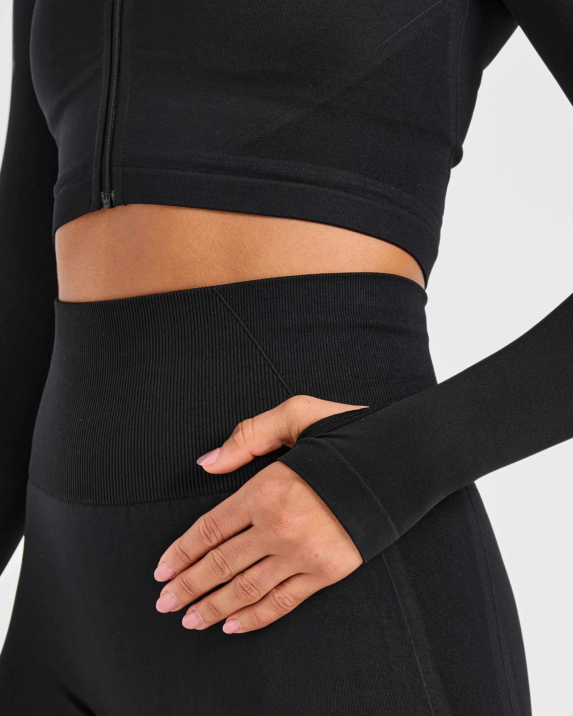 Empower Seamless Crop Zip Jacket - Black