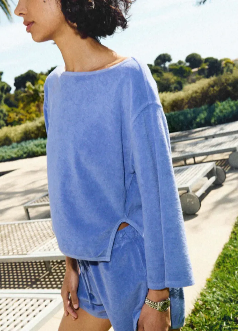 FALLON SWEATSHIRT IN WEDGEWOOD