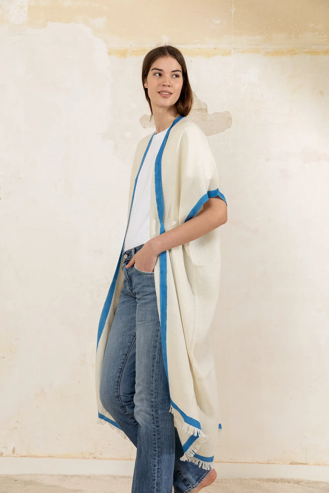 Fine Tunic Bia, Bord Bleu