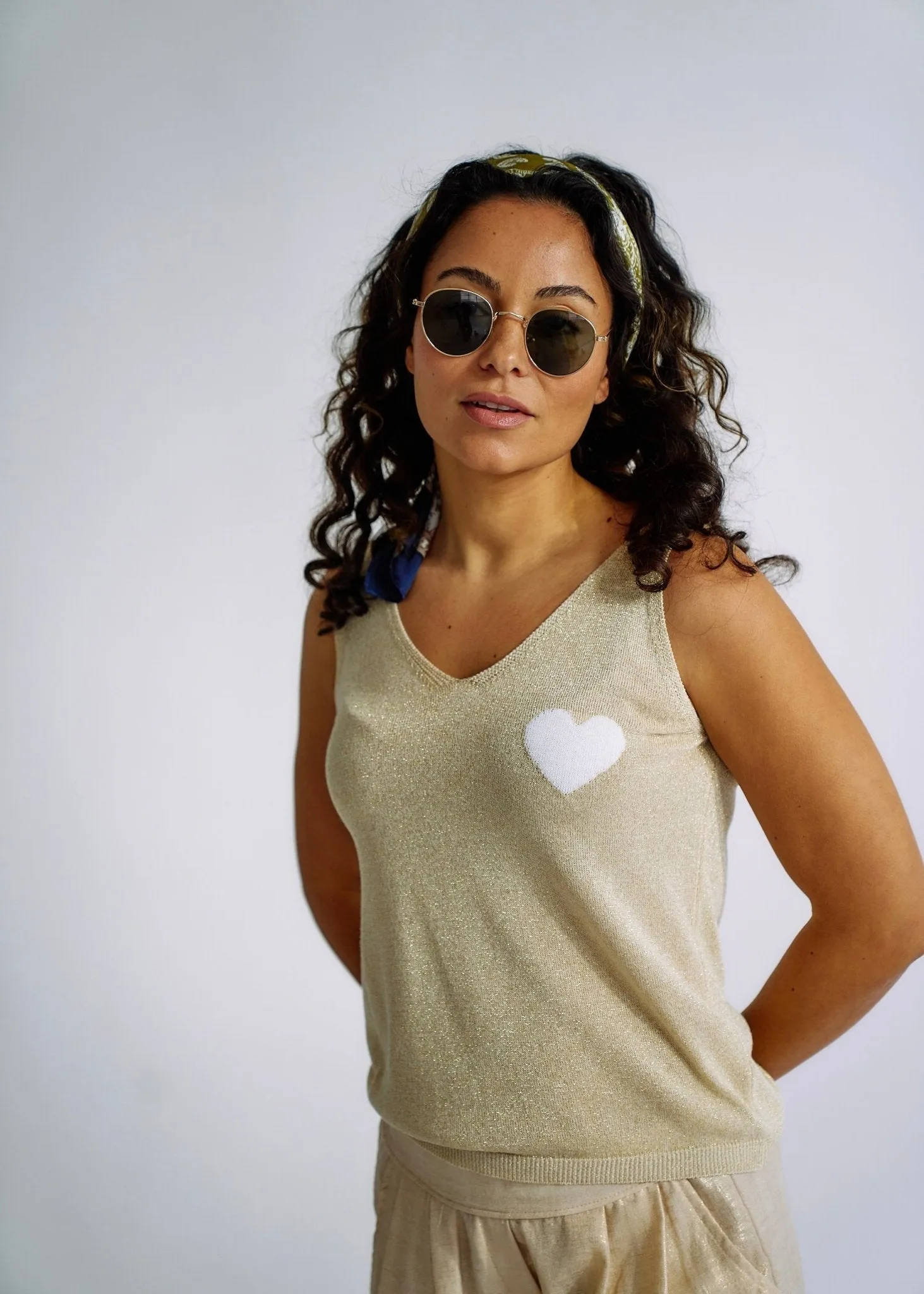 Italian Knitted Lurex Vest with Heart in Gold