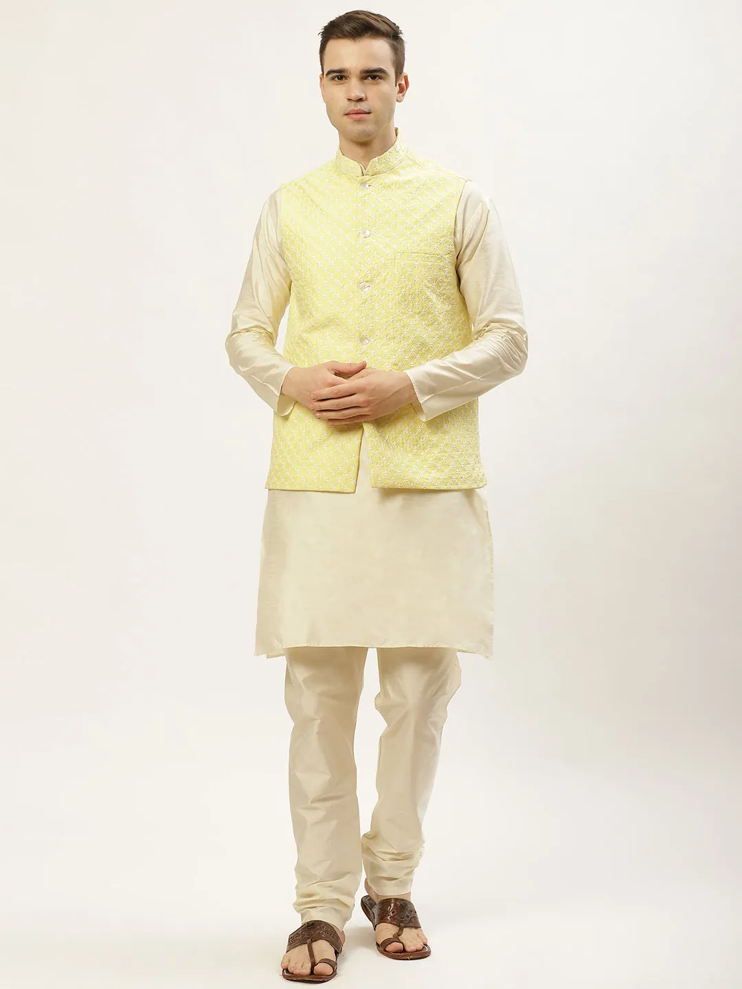 Jashvi Men's Embroidered Nehru Jacket & Kurta Pyjama