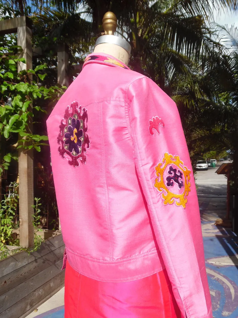 Jean Jacket Vintage Suzani Embroidery Pink