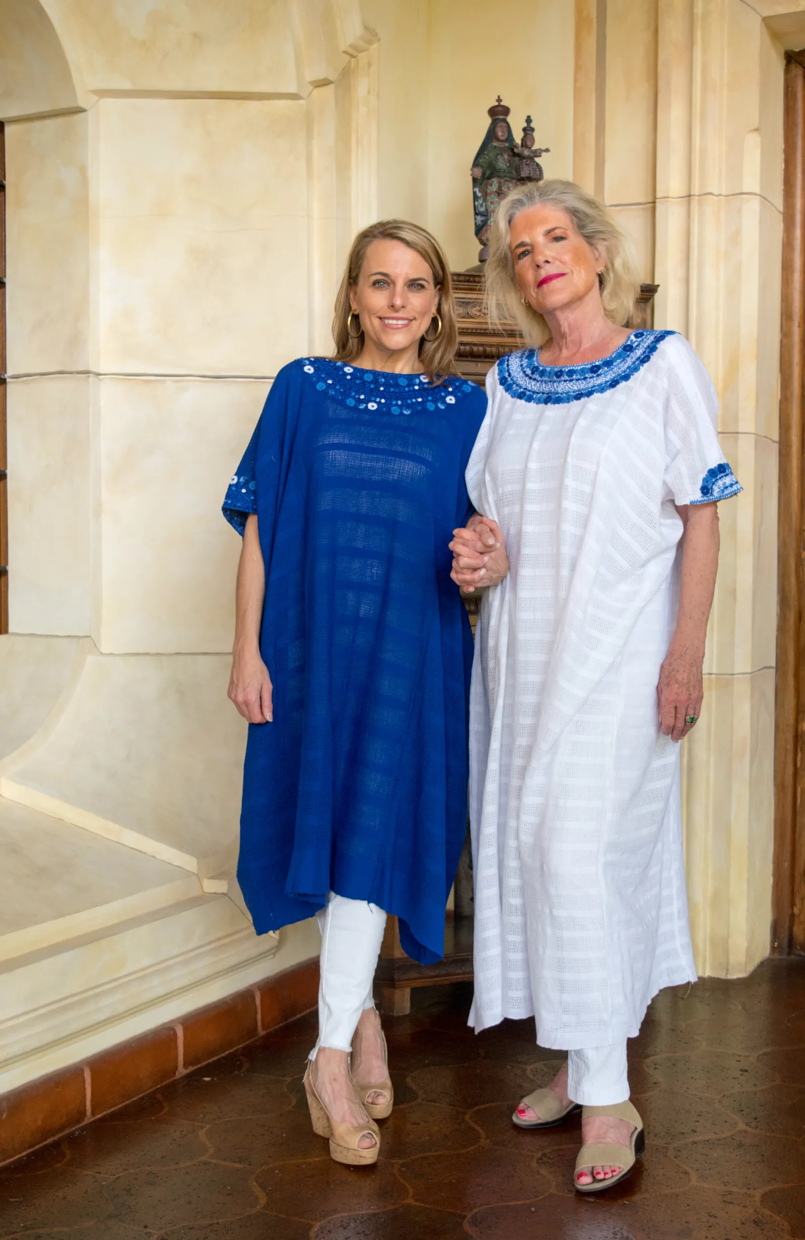 Luisa Guatemalan Kaftan - White and Blue