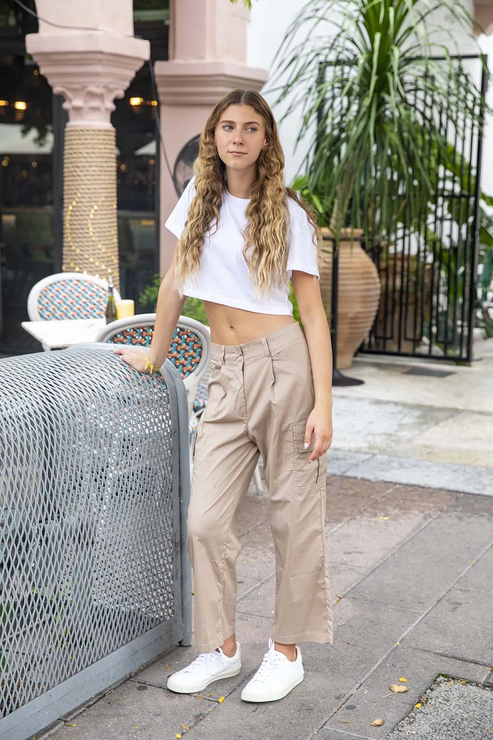 Medium rise beige cotton cargo Pants