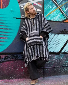 Mexican Gheri Poncho Black/White