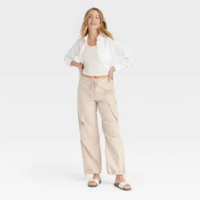 New - Women's Mid-Rise Straight Leg Cargo Pants - Universal Thread