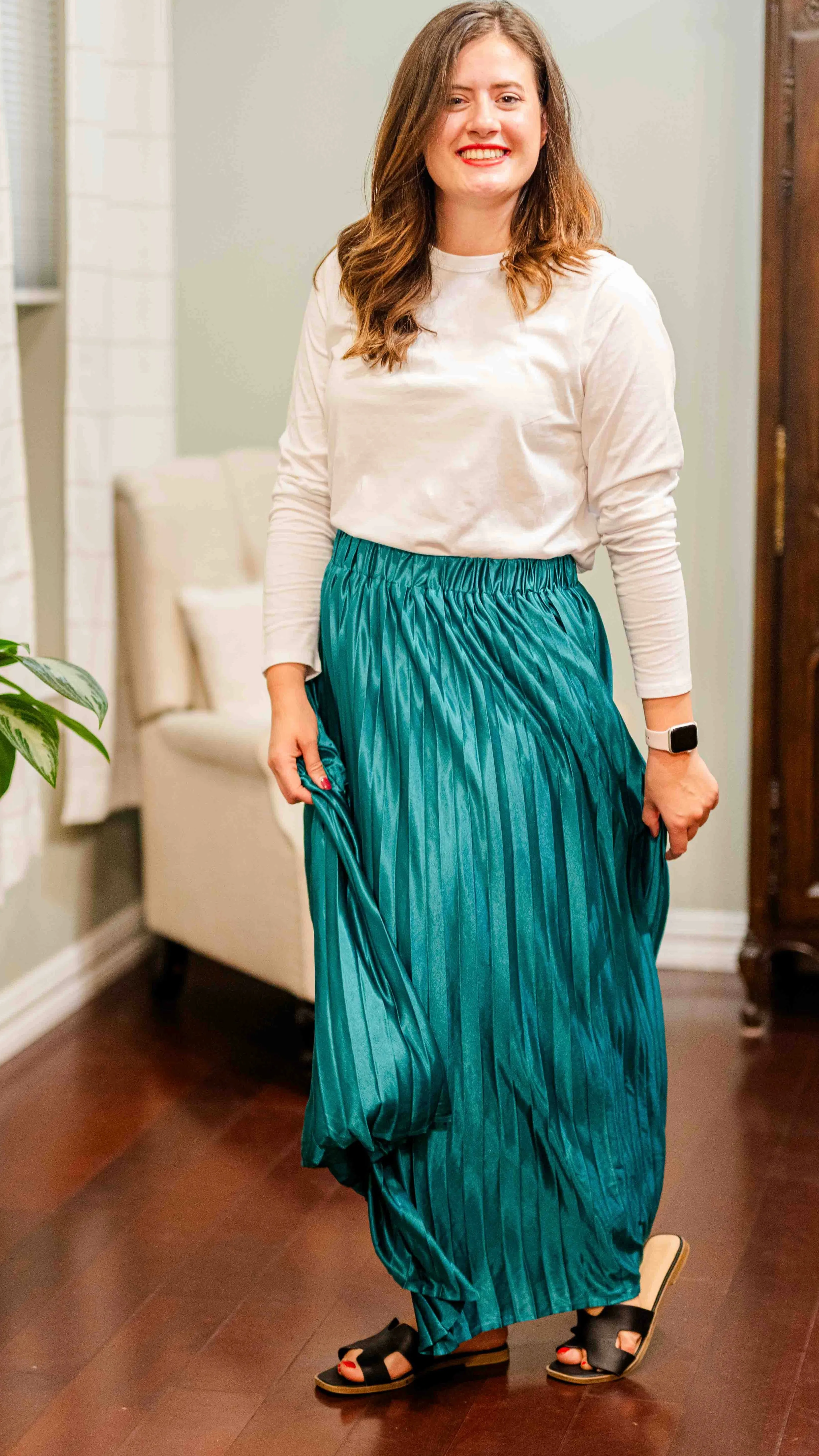 Pleated Elastic Waist Midi Skirt