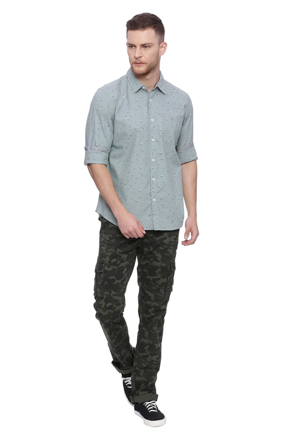 Tapered Fit Cargo Stretch Trouser