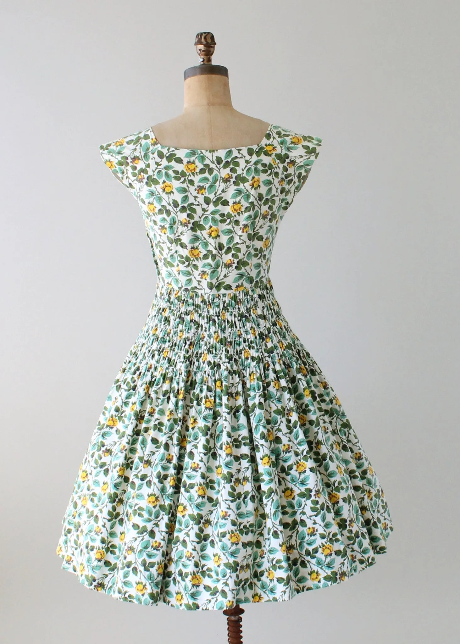 Vintage 1950s Vicky Vaughn Floral Cotton Summer Dress